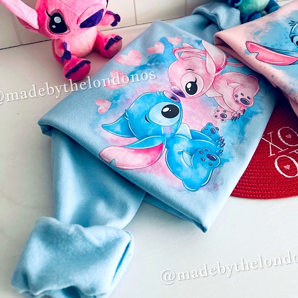 💙Alien Love Sweatshirt💖 - Picture 1 of 3